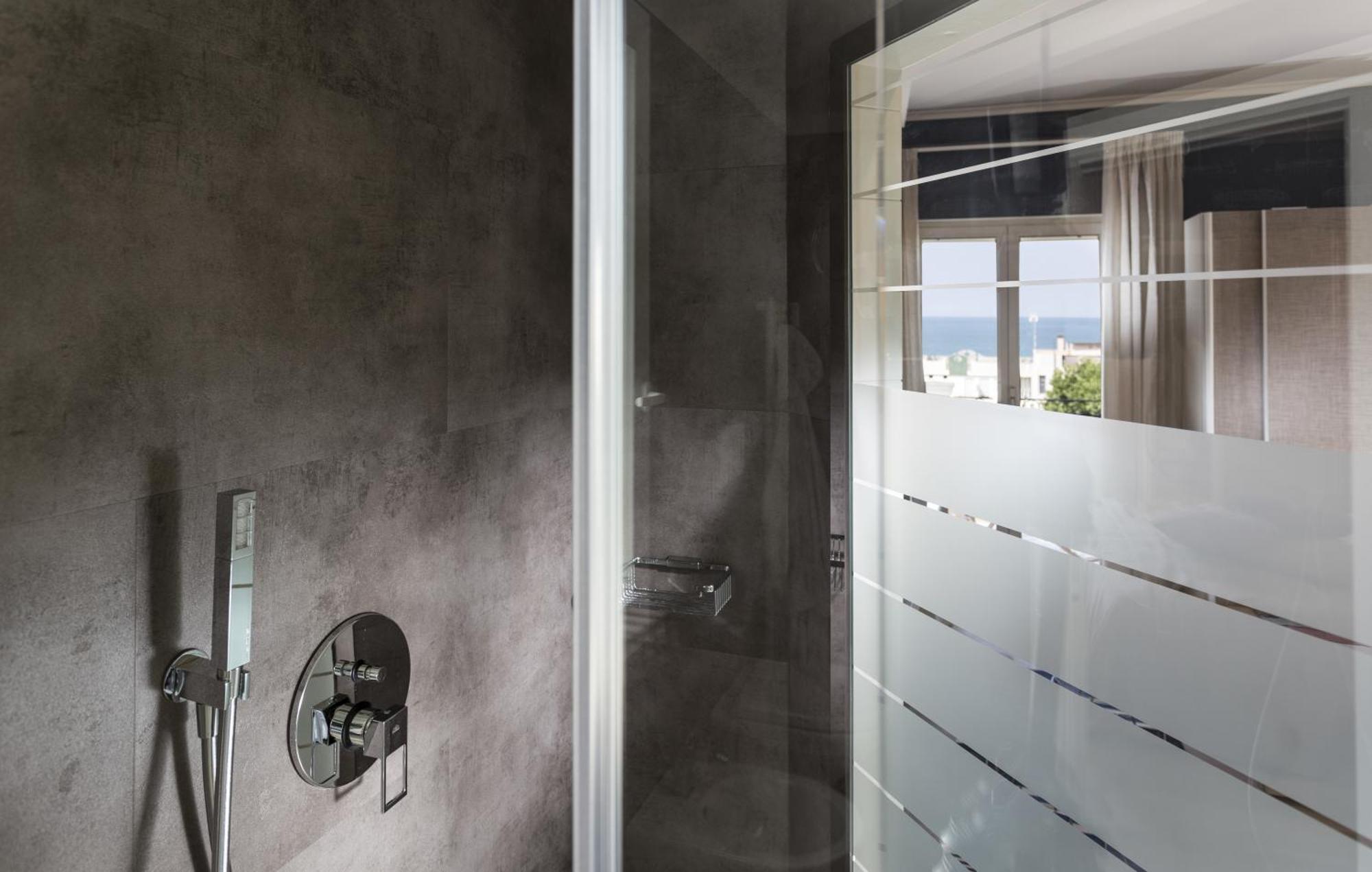 Hotel Atlantic Riviera Mare Misano Adriatico Rom bilde