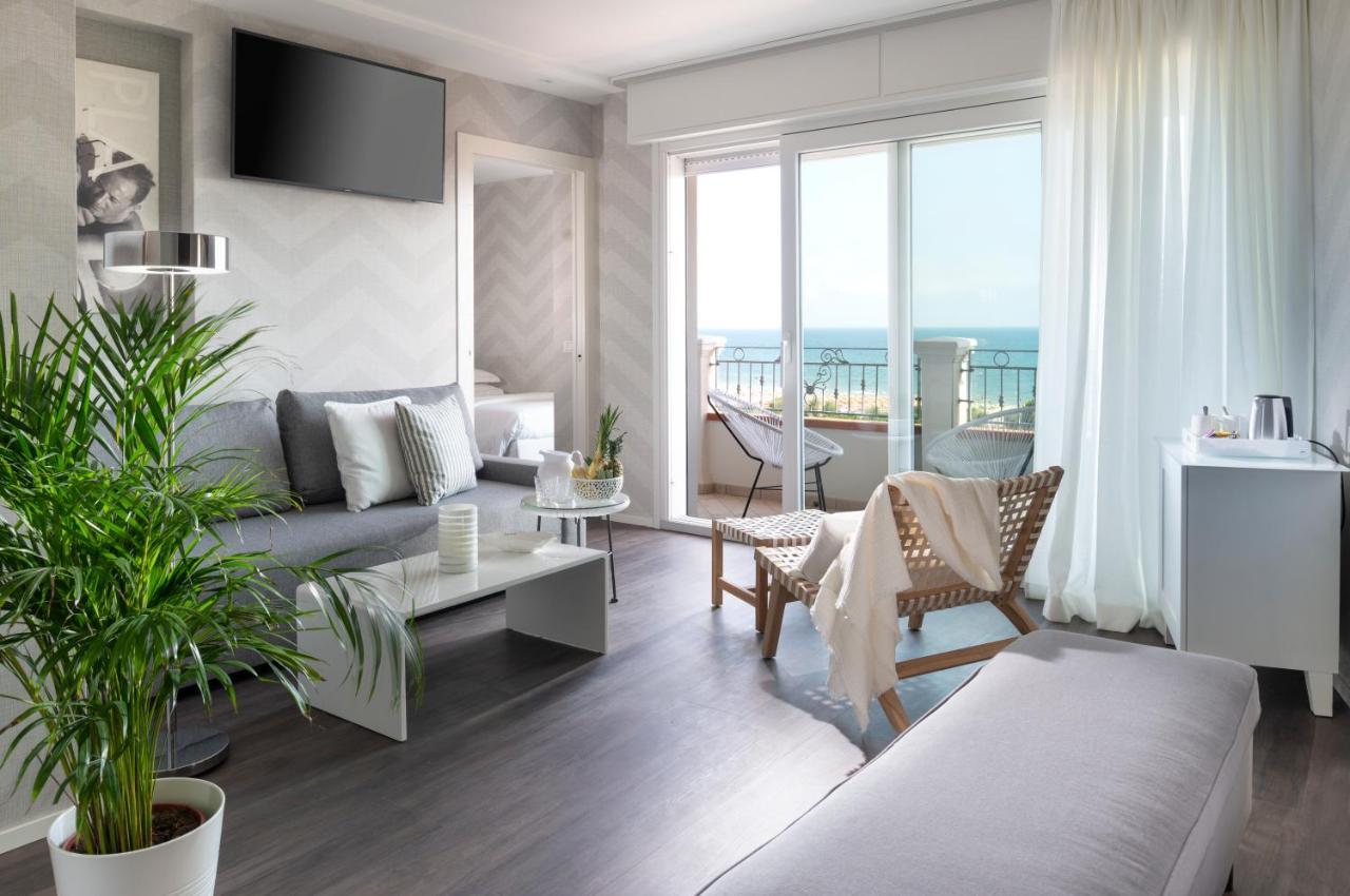 Hotel Atlantic Riviera Mare Misano Adriatico Eksteriør bilde